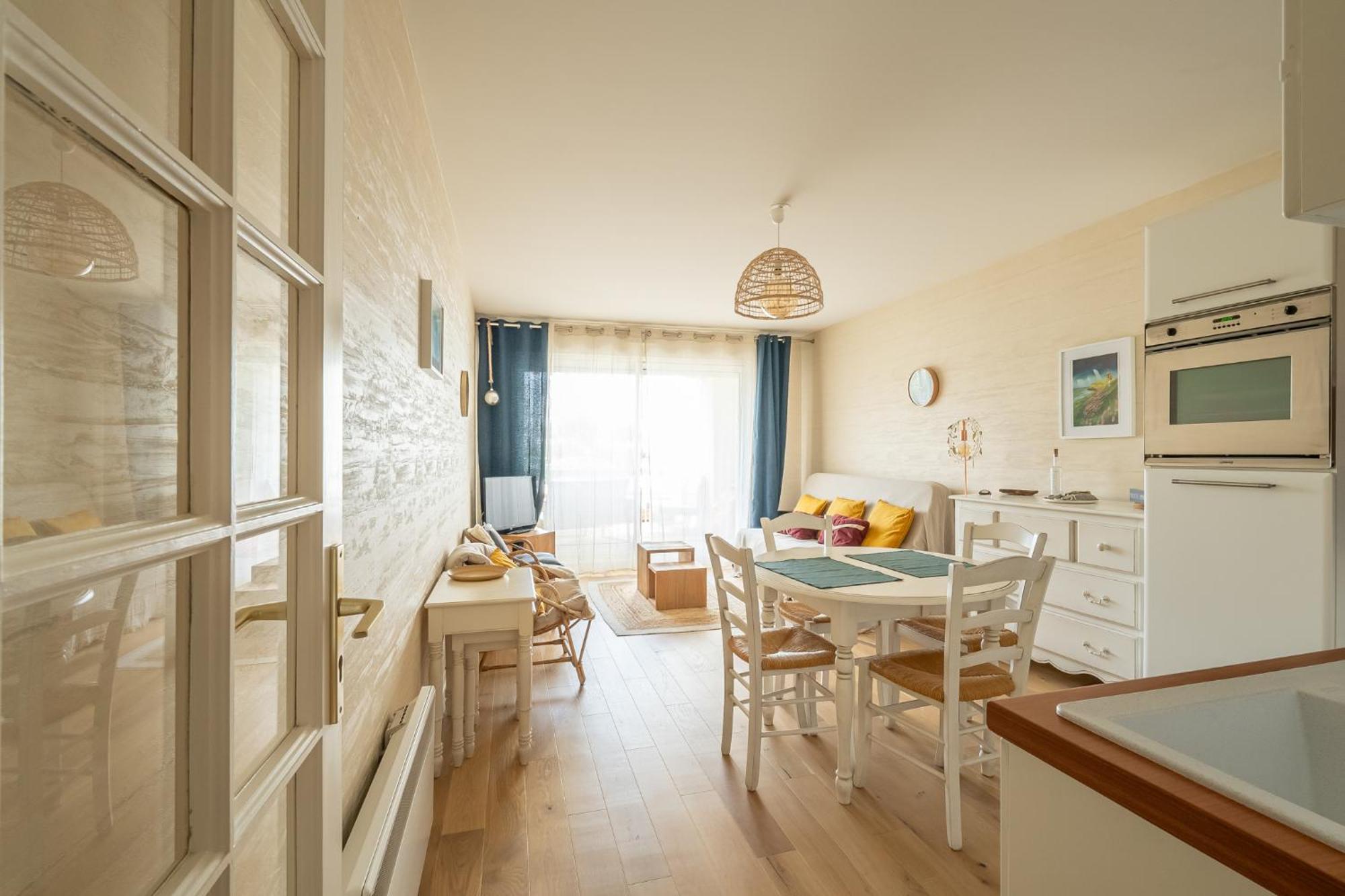 Agreable Appartement Et Terrasse A 2 Pas De La Mer Wimereux Ngoại thất bức ảnh